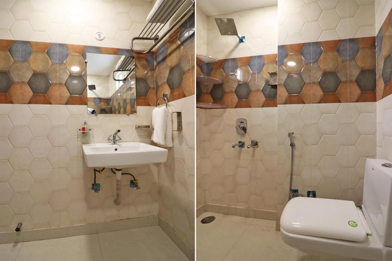 Oyo Mannat Residency Near Rohini Sector 18 Metro Station Hotel New Delhi Buitenkant foto